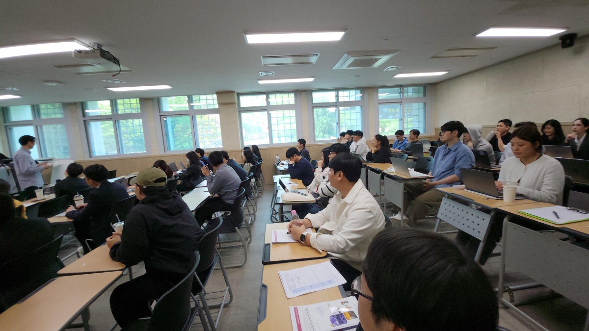 KakaoTalk_20260511_215237951_06.jpg